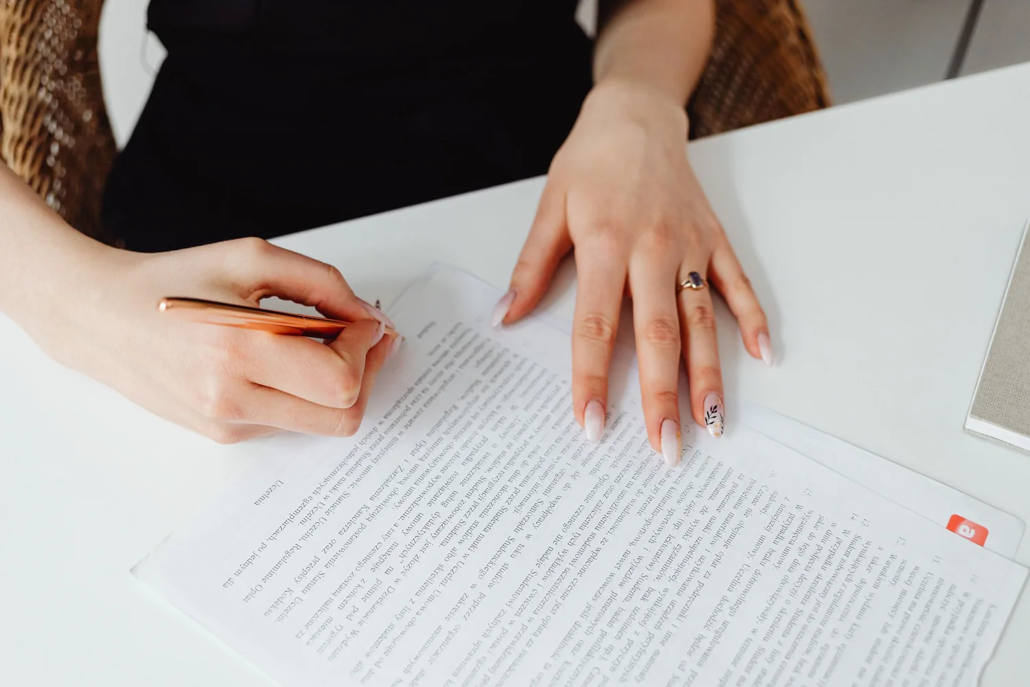 Going through a tenancy agreement before an agent signs it